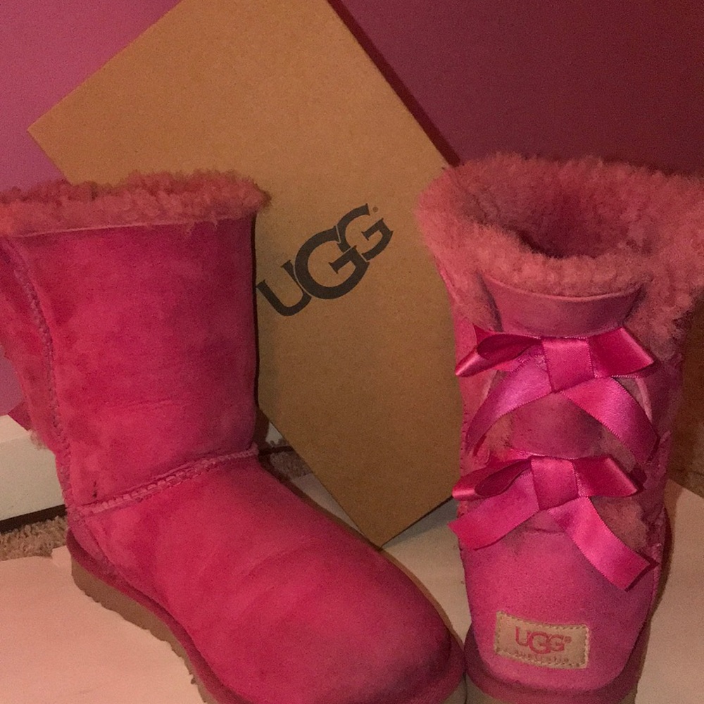 Women’s Pink Bailey Bow UGGs